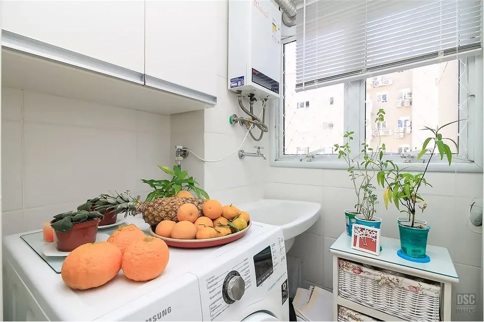 Apartamento com 3 quartos à venda, 72m2 em Teresópolis, Porto Alegre - RS - imagem 9 Foto 9 de Apartamento com 3 quartos à venda, 72m2 em Teresópolis, Porto Alegre - RS