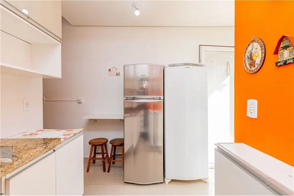 Foto 8 de Casa com 2 quartos à venda, 102m2 em Hípica, Porto Alegre - RS