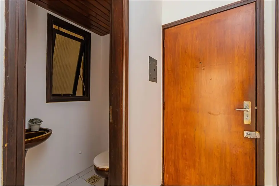 Foto 8 de Apartamento com 2 quartos à venda, 61m2 em Rio Branco, Porto Alegre - RS