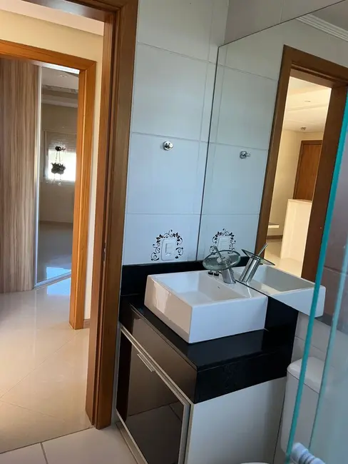Foto 2 de Apartamento com 2 quartos à venda, 74m2 em Camaquã, Porto Alegre - RS