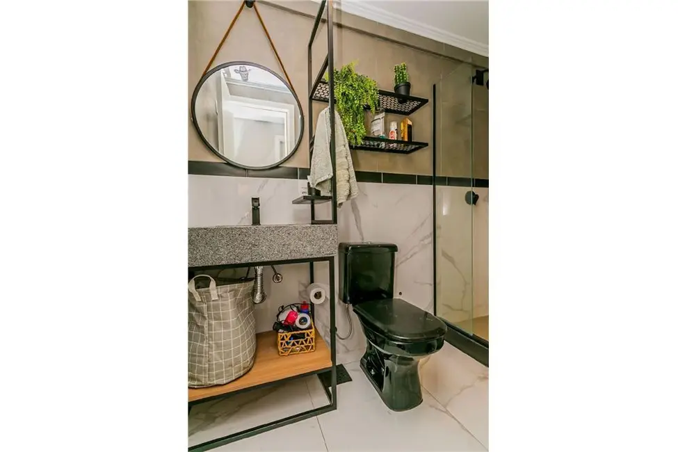 Apartamento com 2 quartos à venda, 62m2 em Passo da Areia, Porto Alegre - RS - imagem 9 Foto 9 de Apartamento com 2 quartos à venda, 62m2 em Passo da Areia, Porto Alegre - RS