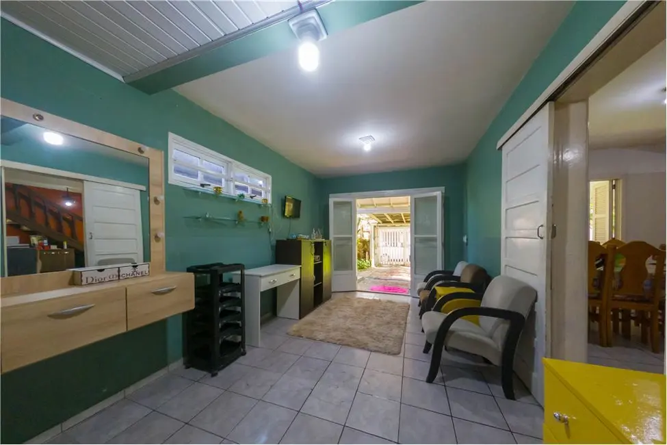 Casa com 3 quartos à venda, 182m2 em Tramandai - RS - imagem 9 Foto 9 de Casa com 3 quartos à venda, 182m2 em Tramandai - RS