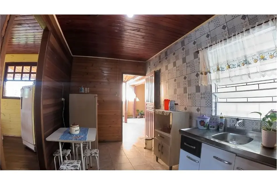 Foto 10 de Casa com 4 quartos à venda, 134m2 em Tramandai - RS