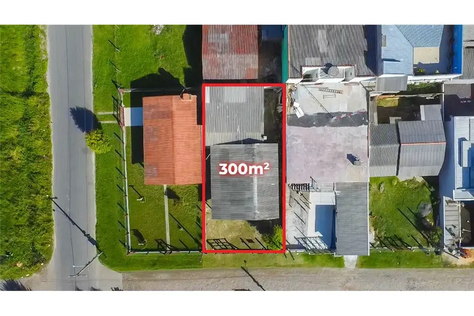 Foto 2 de Casa com 4 quartos à venda, 134m2 em Tramandai - RS