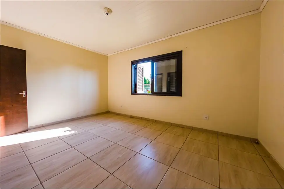 Foto 21 de Casa com 3 quartos à venda, 120m2 em Tramandai - RS