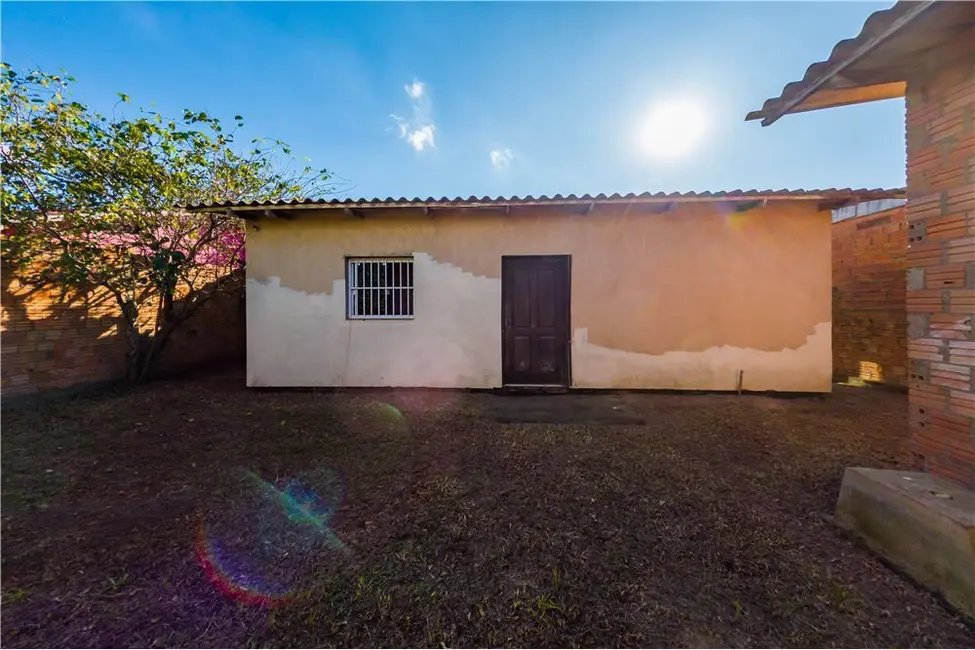 Foto 30 de Casa com 3 quartos à venda, 120m2 em Tramandai - RS