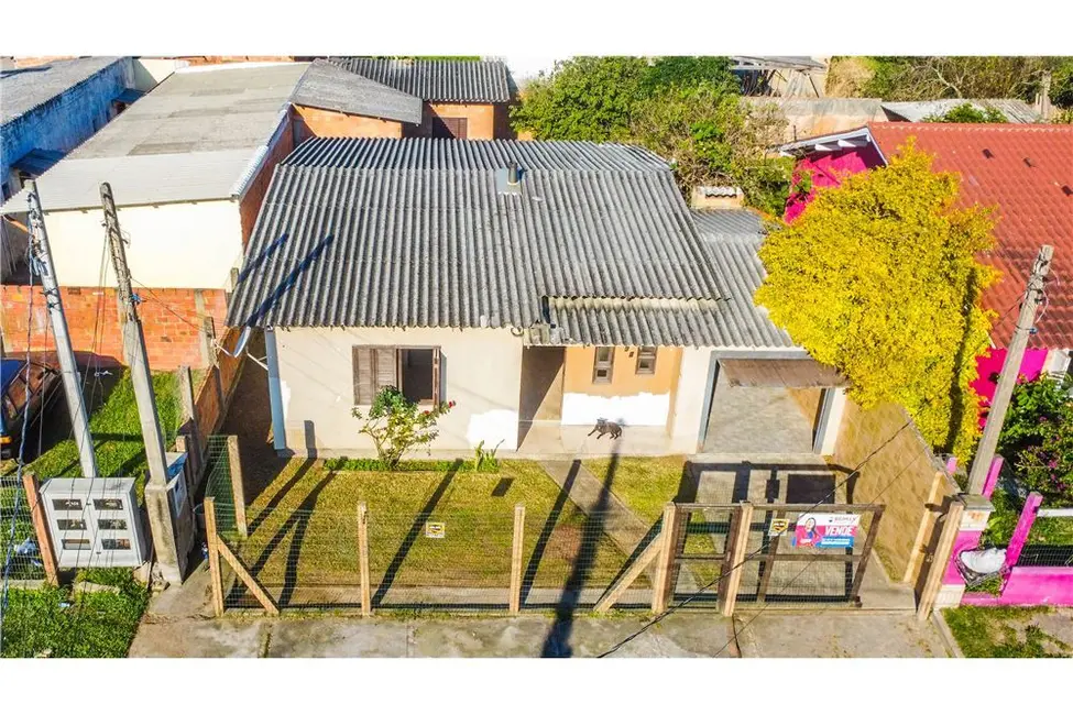 Foto 32 de Casa com 3 quartos à venda, 120m2 em Tramandai - RS