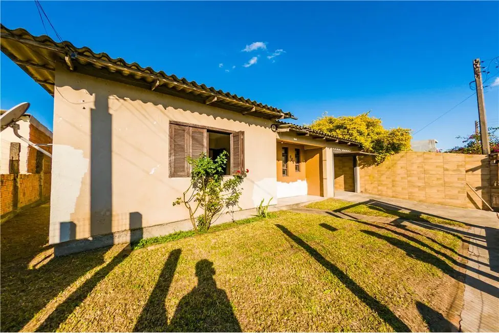 Casa com 3 quartos à venda, 120m2 em Tramandai - RS - imagem 3 Foto 3 de Casa com 3 quartos à venda, 120m2 em Tramandai - RS