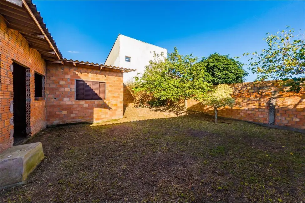 Foto 28 de Casa com 3 quartos à venda, 120m2 em Tramandai - RS