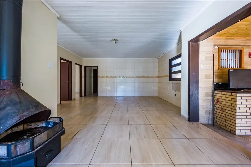 Casa com 3 quartos à venda, 120m2 em Tramandai - RS - imagem 5 Foto 5 de Casa com 3 quartos à venda, 120m2 em Tramandai - RS