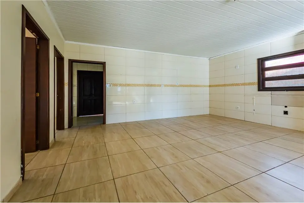 Casa com 3 quartos à venda, 120m2 em Tramandai - RS - imagem 6 Foto 6 de Casa com 3 quartos à venda, 120m2 em Tramandai - RS