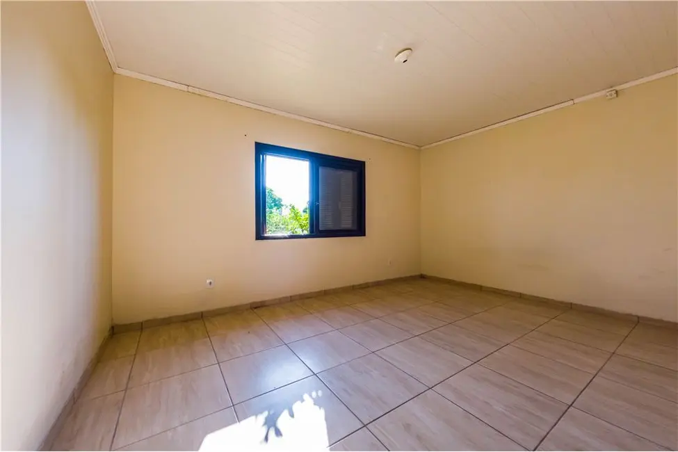 Foto 19 de Casa com 3 quartos à venda, 120m2 em Tramandai - RS