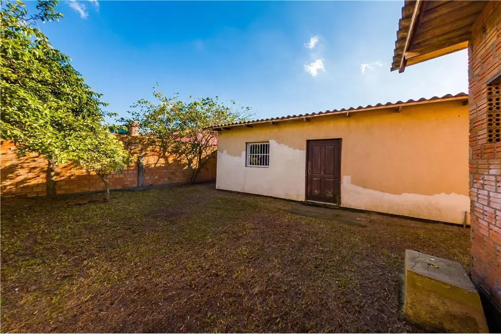 Foto 31 de Casa com 3 quartos à venda, 120m2 em Tramandai - RS