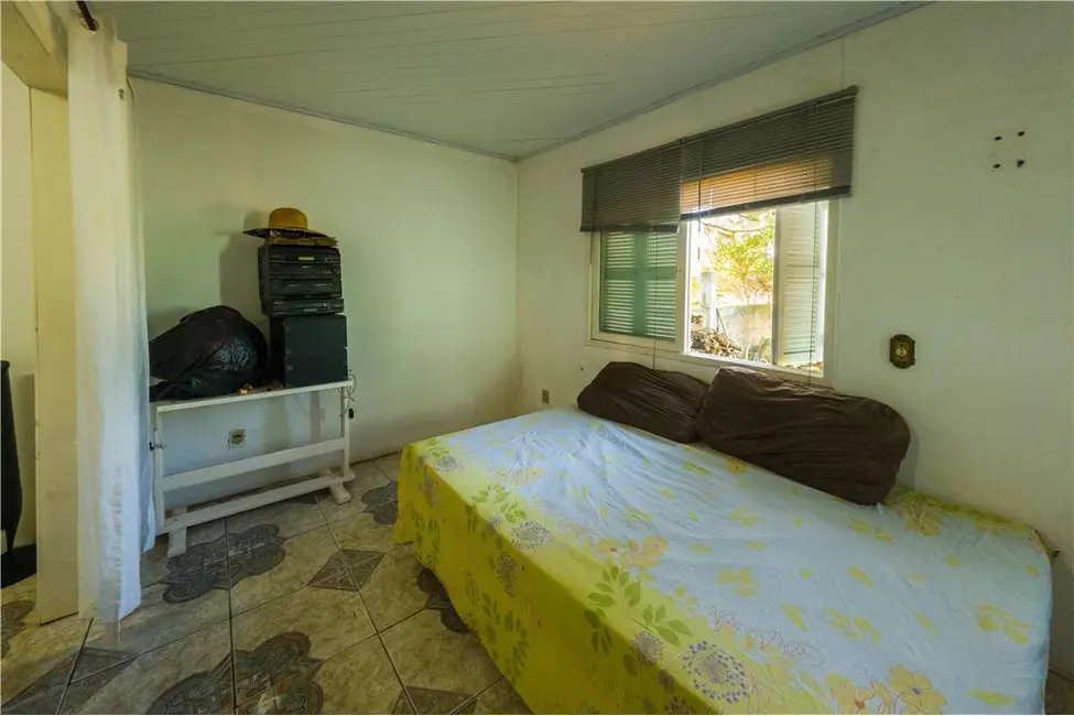 Foto 10 de Casa com 3 quartos à venda, 100m2 em Tramandai - RS