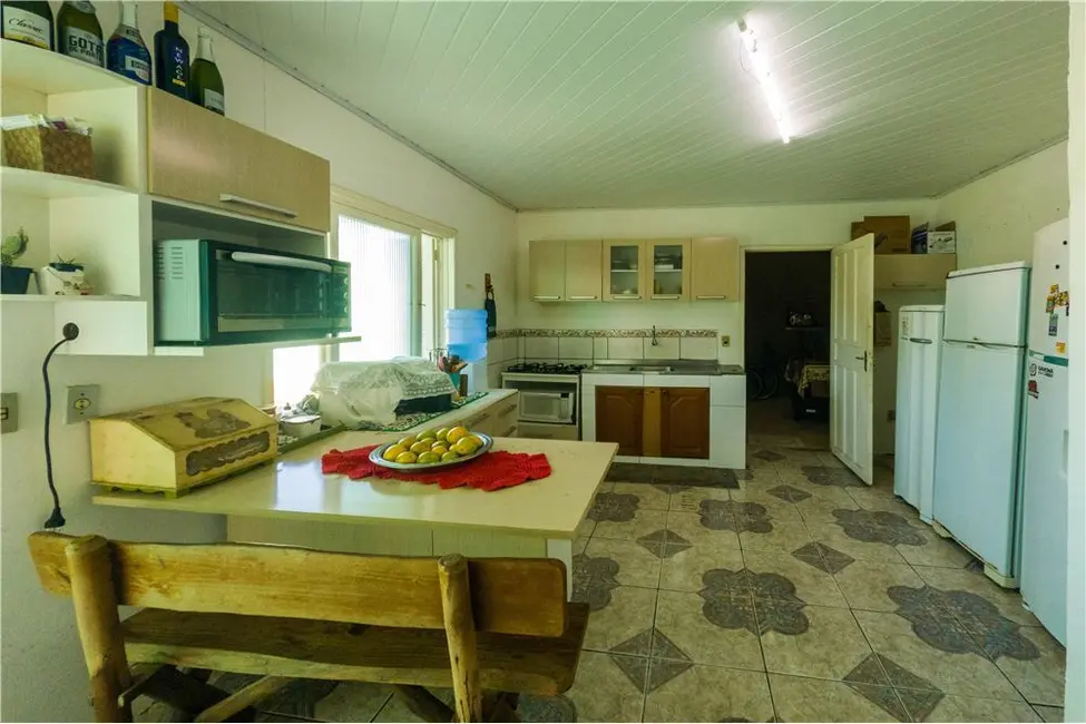 Casa com 3 quartos à venda, 100m2 em Tramandai - RS - imagem 4 Foto 4 de Casa com 3 quartos à venda, 100m2 em Tramandai - RS