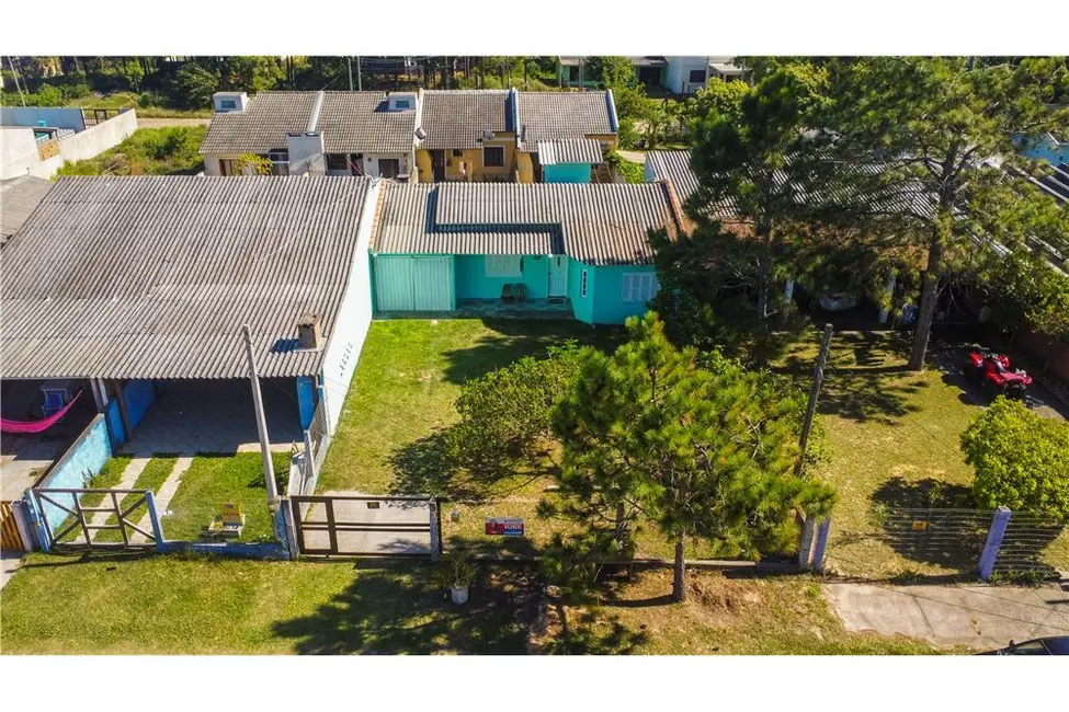 Foto 21 de Casa com 3 quartos à venda, 100m2 em Tramandai - RS