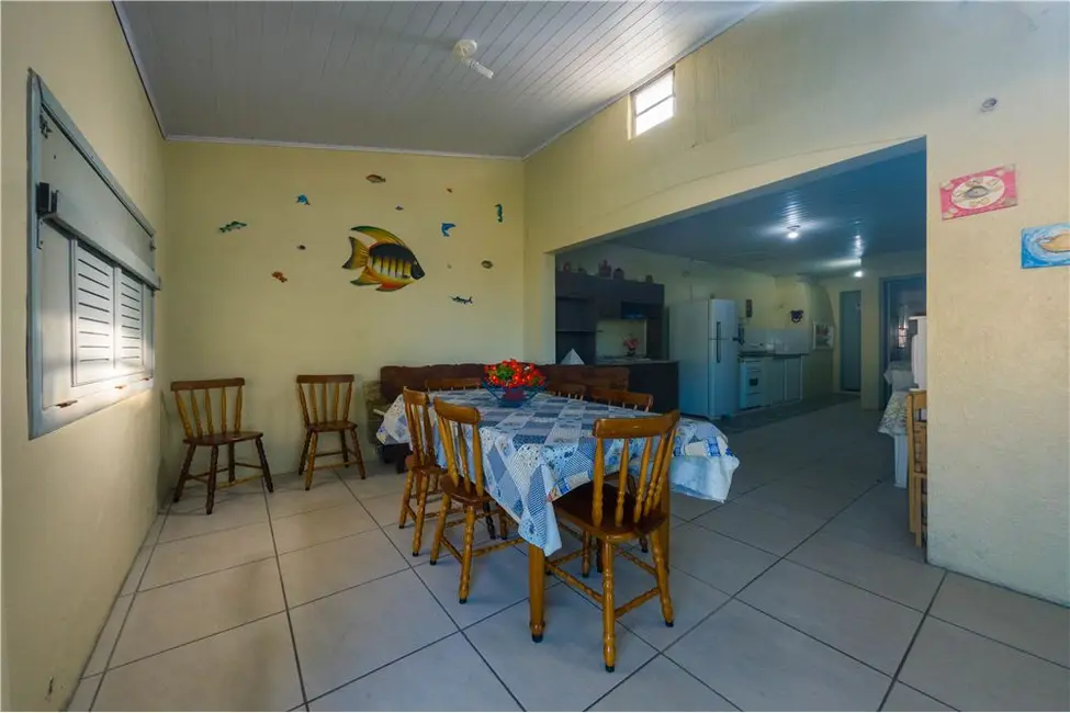 Foto 41 de Casa com 4 quartos à venda, 117m2 em Tramandai - RS