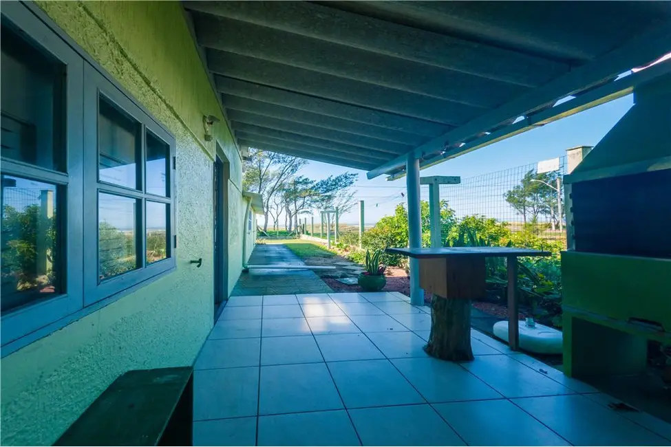 Foto 38 de Casa com 4 quartos à venda, 117m2 em Tramandai - RS