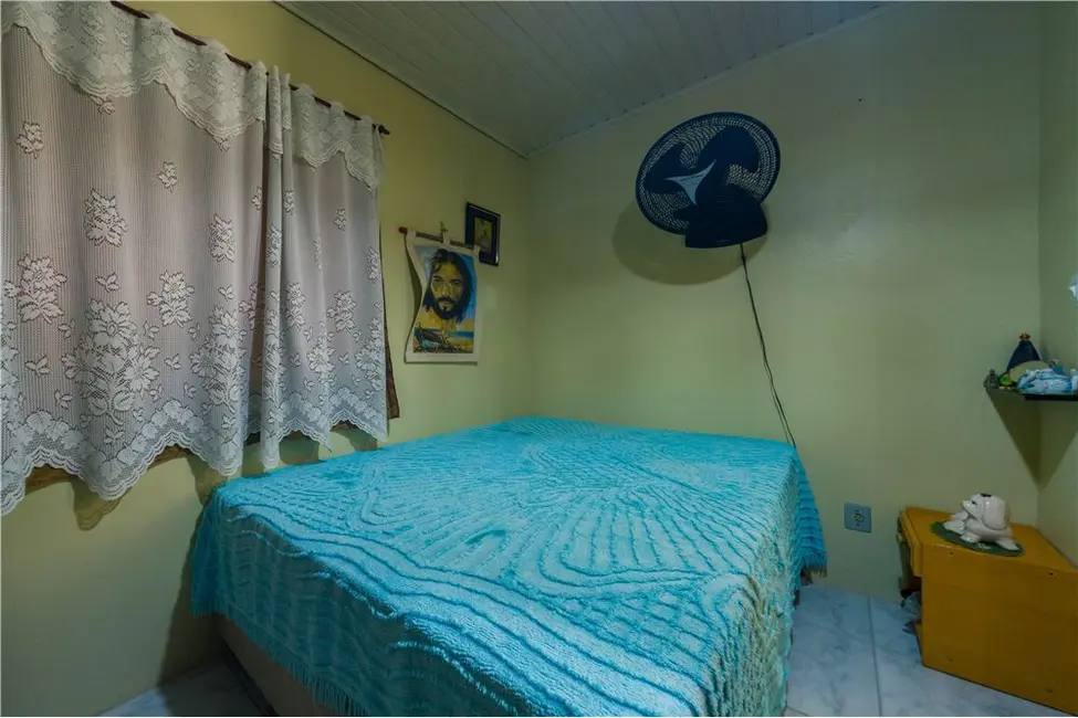 Casa com 4 quartos à venda, 117m2 em Tramandai - RS - imagem 9 Foto 9 de Casa com 4 quartos à venda, 117m2 em Tramandai - RS