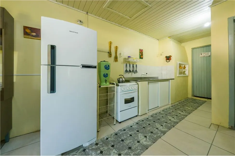 Foto 31 de Casa com 4 quartos à venda, 117m2 em Tramandai - RS