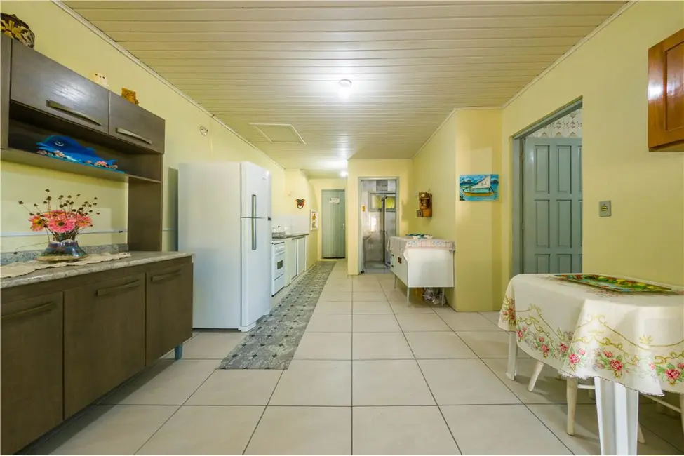 Foto 35 de Casa com 4 quartos à venda, 117m2 em Tramandai - RS