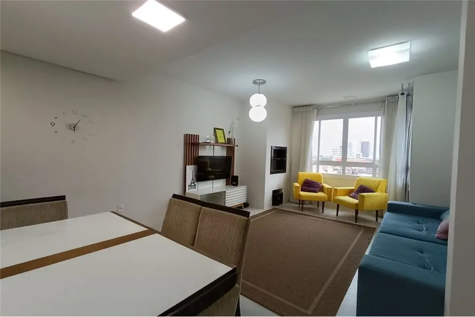 Foto 2 de Apartamento com 2 quartos à venda, 79m2 em Centro, Tramandai - RS