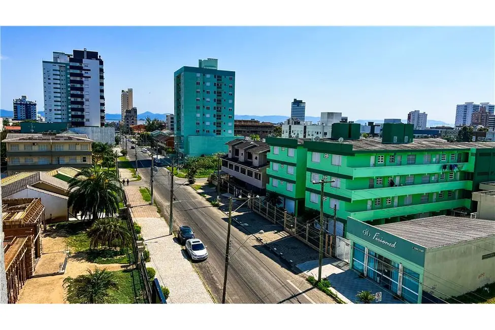 Apartamento com 2 quartos à venda, 80m2 em Centro, Tramandai - RS - imagem 4 Foto 4 de Apartamento com 2 quartos à venda, 80m2 em Centro, Tramandai - RS