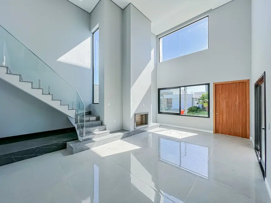 Foto 5 de Casa com 4 quartos à venda, 220m2 em Capao Da Canoa - RS