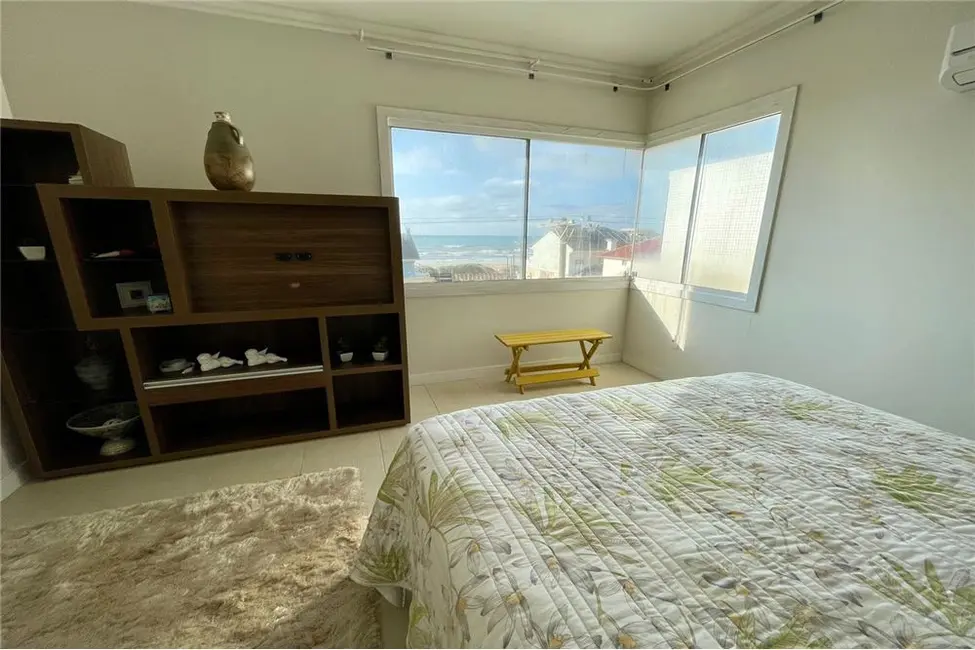 Apartamento com 5 quartos à venda, 200m2 em Capao Da Canoa - RS - imagem 5 Foto 5 de Apartamento com 5 quartos à venda, 200m2 em Capao Da Canoa - RS