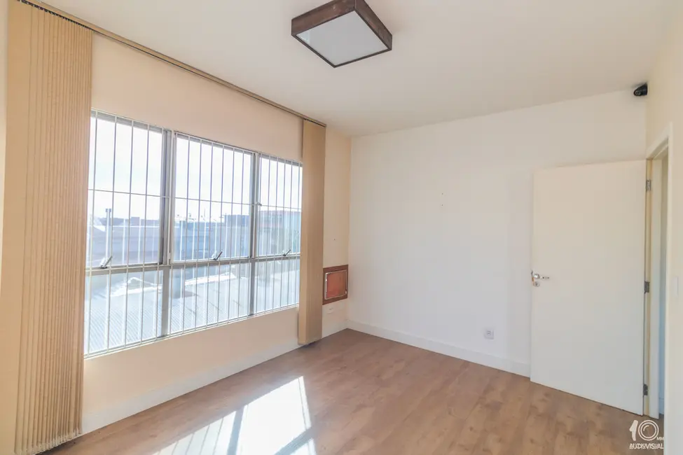 Foto 6 de Sala Comercial à venda, 39m2 em São Geraldo, Porto Alegre - RS
