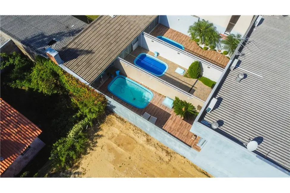 Apartamento com 2 quartos à venda, 165m2 em Tramandai - RS - imagem 4 Foto 4 de Apartamento com 2 quartos à venda, 165m2 em Tramandai - RS