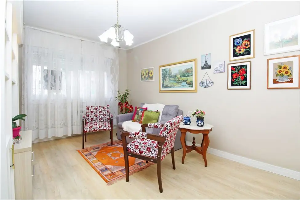 Foto 2 de Apartamento com 3 quartos à venda, 84m2 em Menino Deus, Porto Alegre - RS
