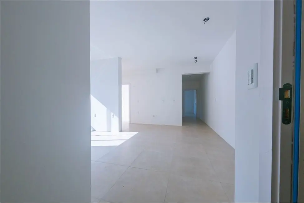 Apartamento com 2 quartos à venda, 103m2 em Centro, Tramandai - RS - imagem 5 Foto 5 de Apartamento com 2 quartos à venda, 103m2 em Centro, Tramandai - RS