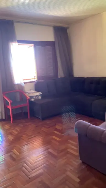 Casa com 5 quartos à venda, 350m2 em Jardim Sabará, Porto Alegre - RS - imagem 4 Foto 4 de Casa com 5 quartos à venda, 350m2 em Jardim Sabará, Porto Alegre - RS