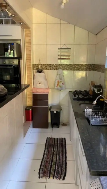 Casa com 5 quartos à venda, 350m2 em Jardim Sabará, Porto Alegre - RS - imagem 9 Foto 9 de Casa com 5 quartos à venda, 350m2 em Jardim Sabará, Porto Alegre - RS