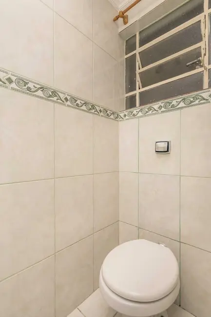 Apartamento com 3 quartos à venda, 103m2 em Centro Histórico, Porto Alegre - RS - imagem 8 Foto 8 de Apartamento com 3 quartos à venda, 103m2 em Centro Histórico, Porto Alegre - RS