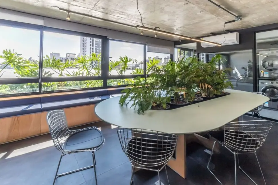 Foto 6 de Kitnet com 1 quarto à venda, 68m2 em Menino Deus, Porto Alegre - RS