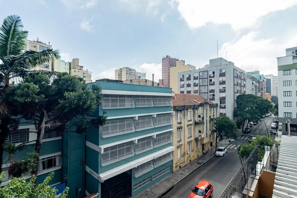 Apartamento com 2 quartos à venda, 76m2 em Centro Histórico, Porto Alegre - RS - imagem 6 Foto 6 de Apartamento com 2 quartos à venda, 76m2 em Centro Histórico, Porto Alegre - RS