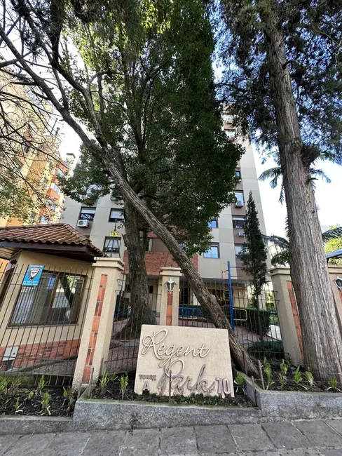 Foto 2 de Apartamento com 3 quartos à venda, 81m2 em Cristal, Porto Alegre - RS