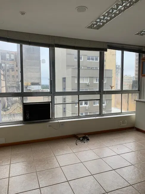 Foto 9 de Sala Comercial à venda, 37m2 em Centro Histórico, Porto Alegre - RS