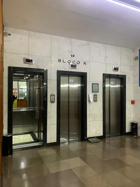 Foto 5 de Sala Comercial à venda, 37m2 em Centro Histórico, Porto Alegre - RS