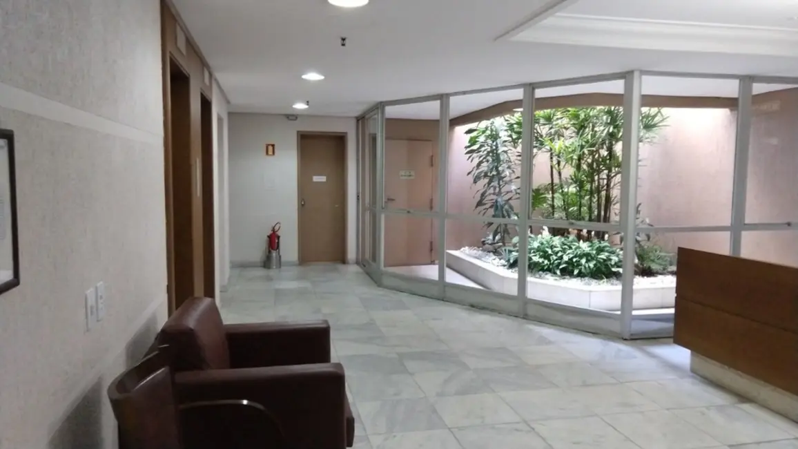 Sala Comercial à venda, 36m2 em Moinhos de Vento, Porto Alegre - RS - imagem 8 Foto 8 de Sala Comercial à venda, 36m2 em Moinhos de Vento, Porto Alegre - RS