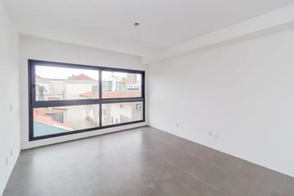 Foto 4 de Kitnet à venda, 29m2 em Petrópolis, Porto Alegre - RS