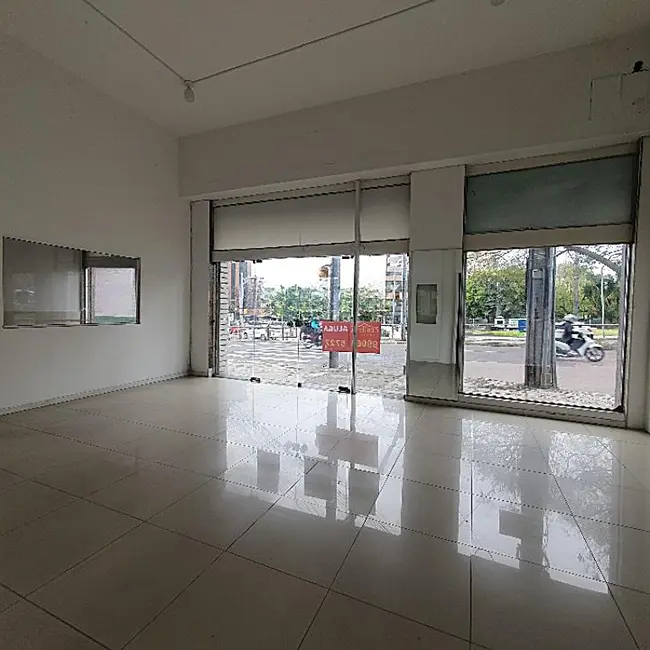 Foto 14 de Loja para alugar, 130m2 em Higienópolis, Porto Alegre - RS