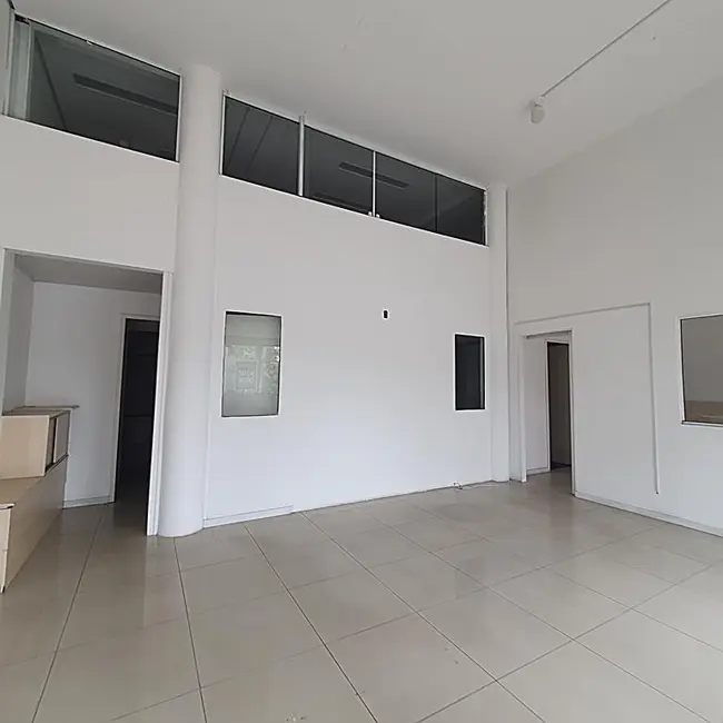 Loja para alugar, 130m2 em Higienópolis, Porto Alegre - RS - imagem 4 Foto 4 de Loja para alugar, 130m2 em Higienópolis, Porto Alegre - RS