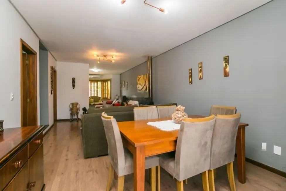 Foto 8 de Casa com 3 quartos à venda, 147m2 em Guarujá, Porto Alegre - RS