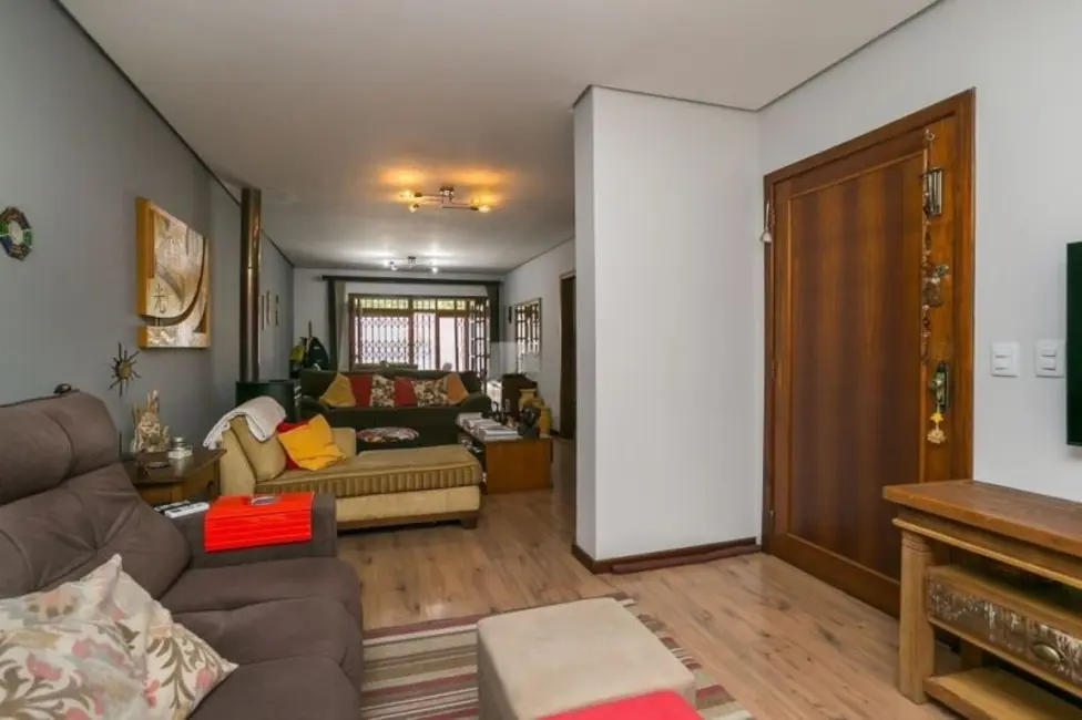 Foto 3 de Casa com 3 quartos à venda, 147m2 em Guarujá, Porto Alegre - RS