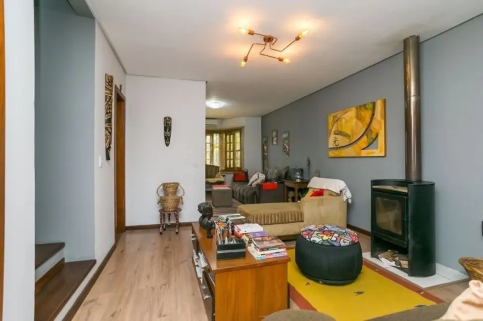 Foto 5 de Casa com 3 quartos à venda, 147m2 em Guarujá, Porto Alegre - RS