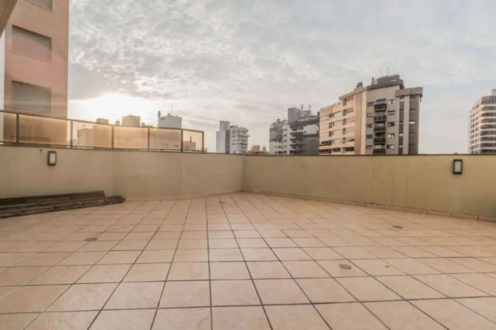 Foto 3 de Cobertura com 3 quartos à venda, 245m2 em Bela Vista, Porto Alegre - RS