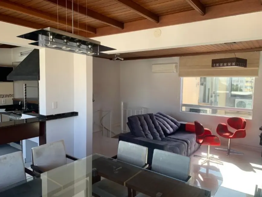 Foto 2 de Apartamento com 2 quartos à venda, 84m2 em Santana, Porto Alegre - RS